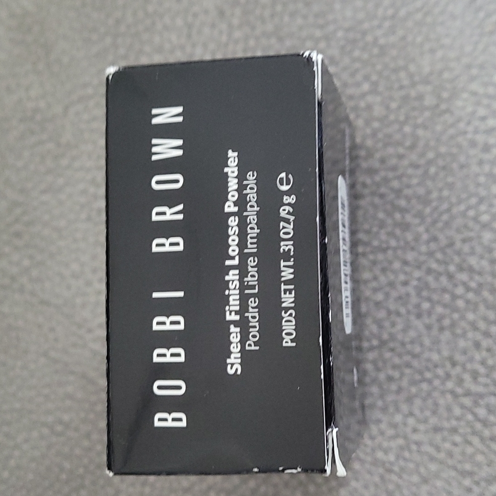 Bobbi brown sheer finish powder